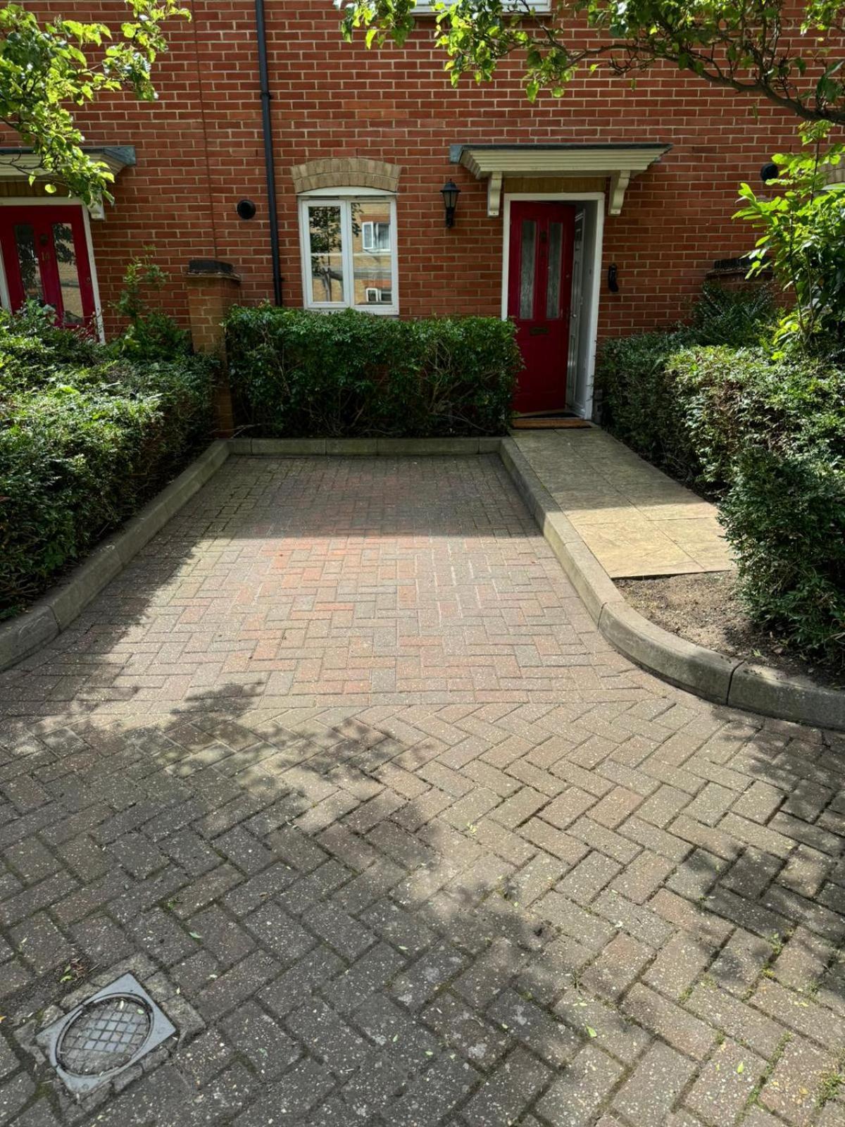 Spacious 3 Bedroom Home, With Private Driveway 5 Minutes From Excel Centre & Custom House London Exterior photo